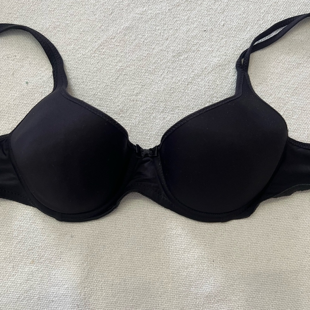 Wonderbra Push Up Black Underwire 34A